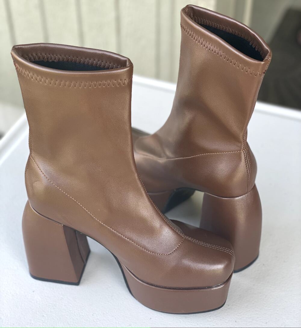RETRO BROWN PLATFORM ANKLE BOOTS - CHUNKY 70s STYLE BLOCK HEEL - SIZE 39